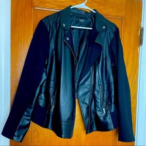 Torrid Moto Faux Leather Jacket Sz 2